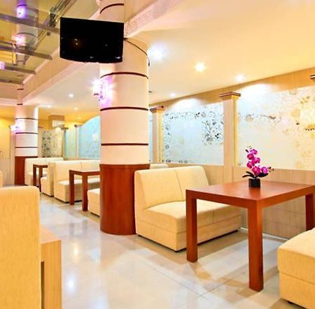 Hotel Marina Ambon Luaran gambar